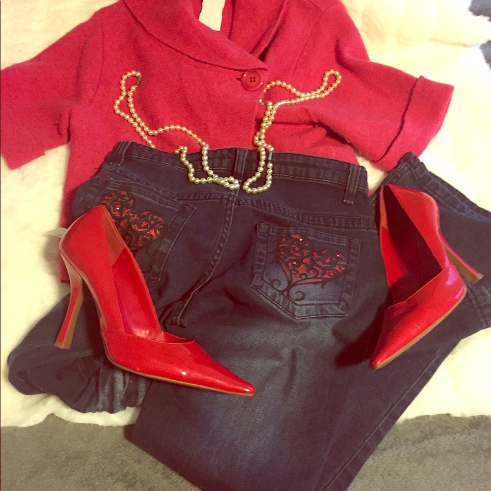 BCBG heels